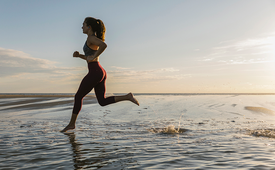 JBL Endurance Race TWS La conception Enhancer et Twistlock ™ soutient votre style de vie actif - Image