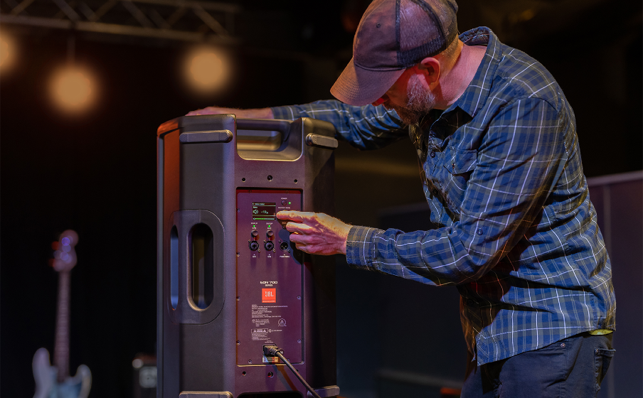 JBL EON715 Console de mixage numérique 3 canaux intégrés - Image