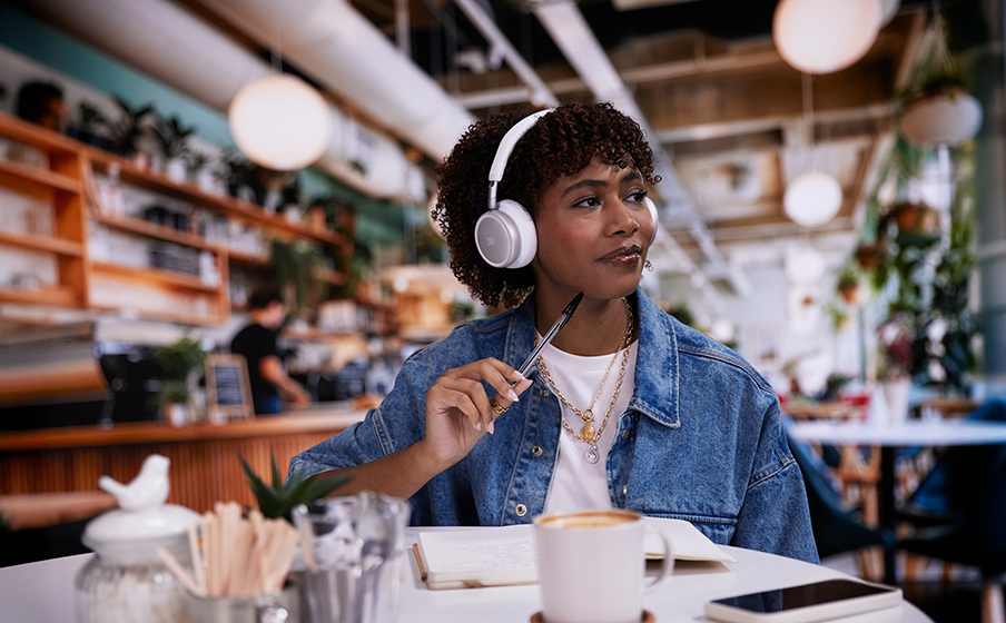 JBL Live 680NC | Draadloze on-ear koptelefoon met noise-cancelling