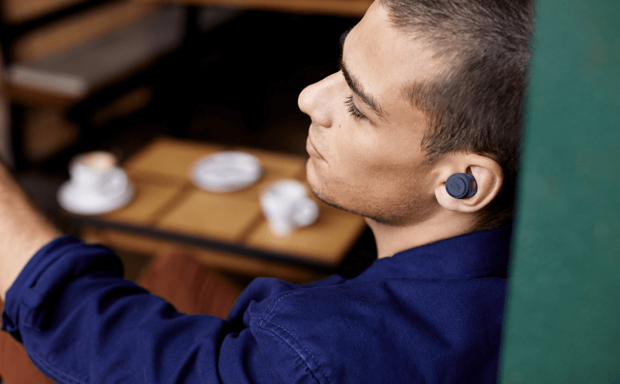 JBL LIVE220BT in-Ear Wireless Neckband Headphones with 10 Hours Playti –  James \u0026 Co